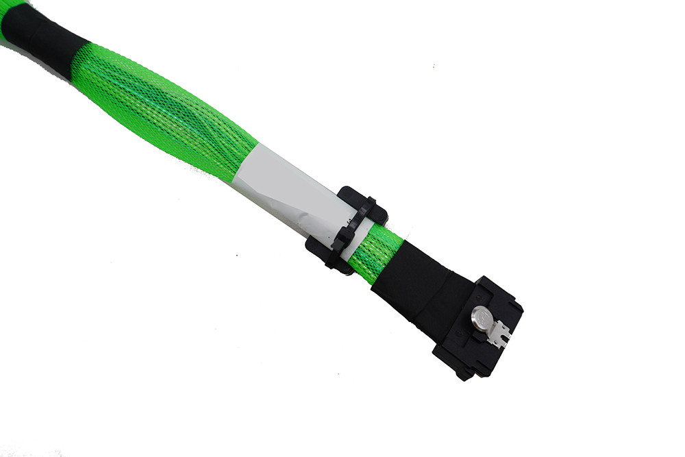 PCIe Gen6 MCIO x8 (SFF-TA-1016) 74P to *2 CEM/AIC Goldfinger 64P Plug